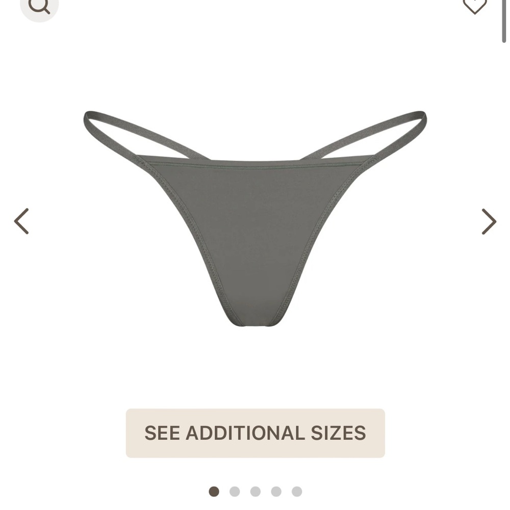 Skims thongs x 3